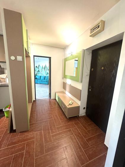 Apartament cu 2 camere decomandat în Calea Călărașilor