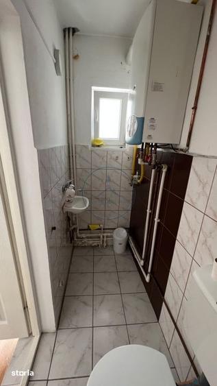 Spatiu Comercial de Inchiriat 21 mp Zona Sens - 1