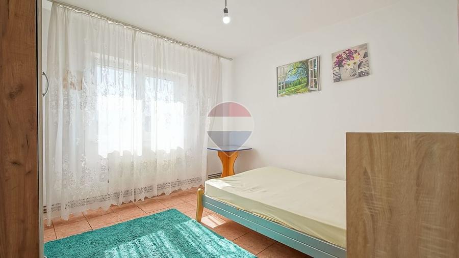 Apartament cu 2 camere decomandat în Gemenii