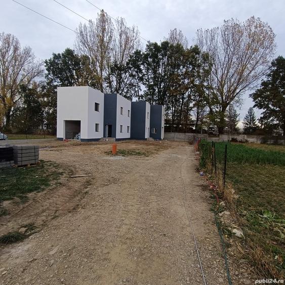 Casă cu 3 camere cu Teren 300 Mp în Rădăuți