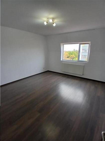 Apartament cu 2 camere decomandat în Circumvalațiunii