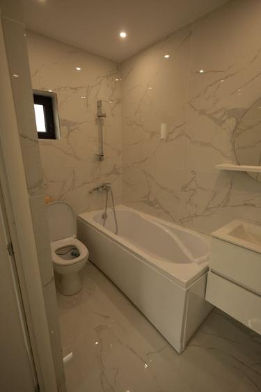 Casă cu 3 camere cu Canalizare în Vărsătura