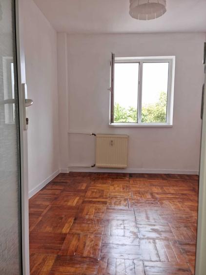 Apartament cu 4 camere în Central