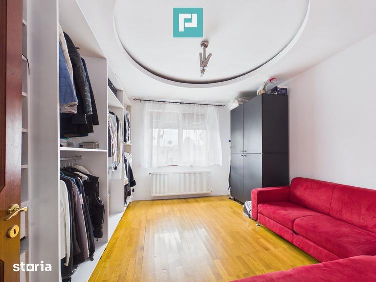 Casă cu 5 camere cu Teren 1025 Mp în Micălaca