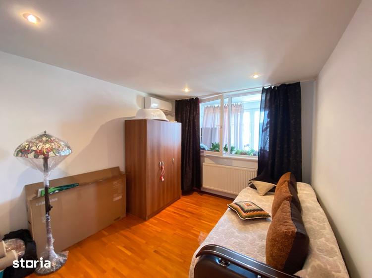 Apartament cu 3 camere semidecomandat, mobilat în Dristor