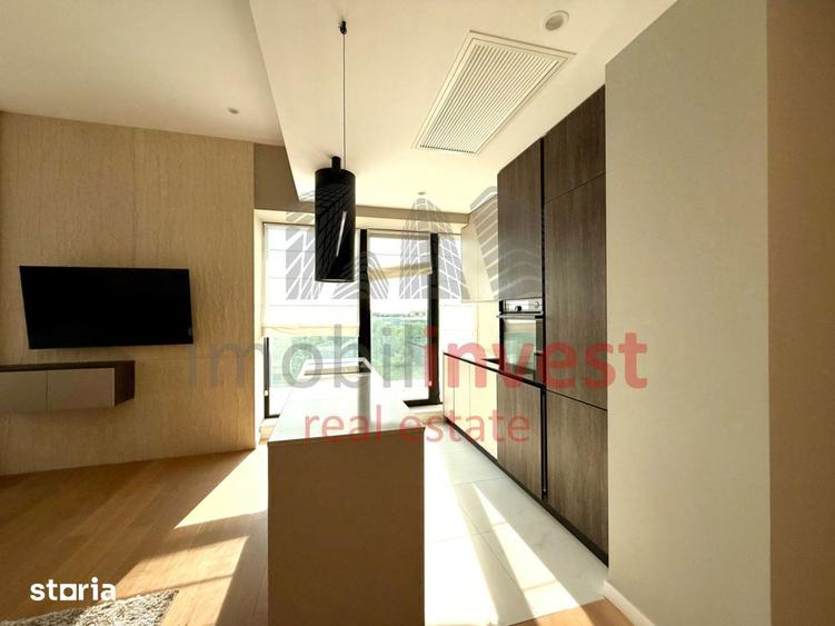Apartament cu 3 camere, mobilat în Tei