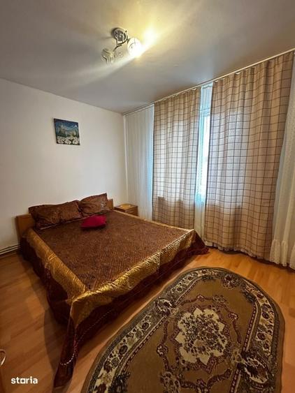 Apartament 2 camere decomandate, 9 Mai - 5