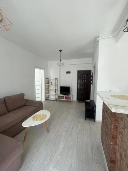 Apartament cu 2 camere decomandat în Militari