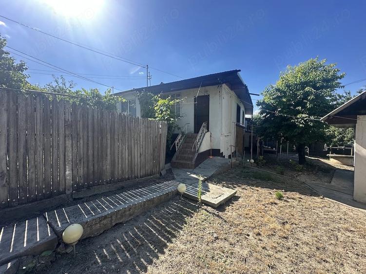 Casă cu 3 camere cu Teren 380 Mp în Central
