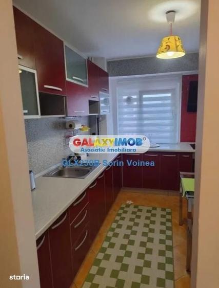 Apartament cu 4 camere decomandat, mobilat în Tei