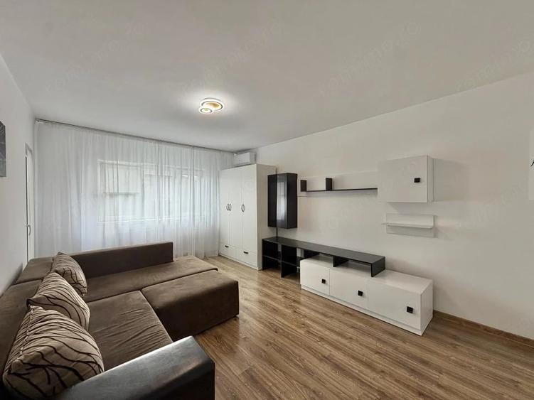 Apartament cu 2 camere decomandat în Soarelui