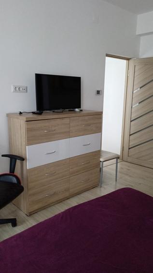 Apartament cu 3 camere decomandat în Tomis Nord