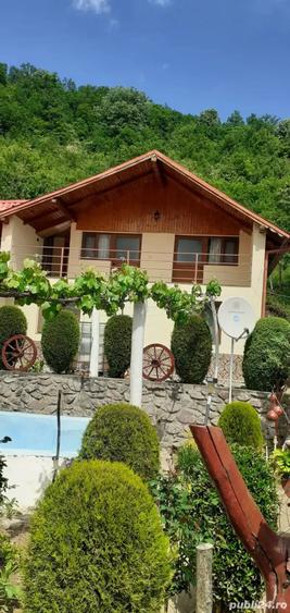 Casă cu 4 camere cu Teren 20 Mp în Băile Herculane