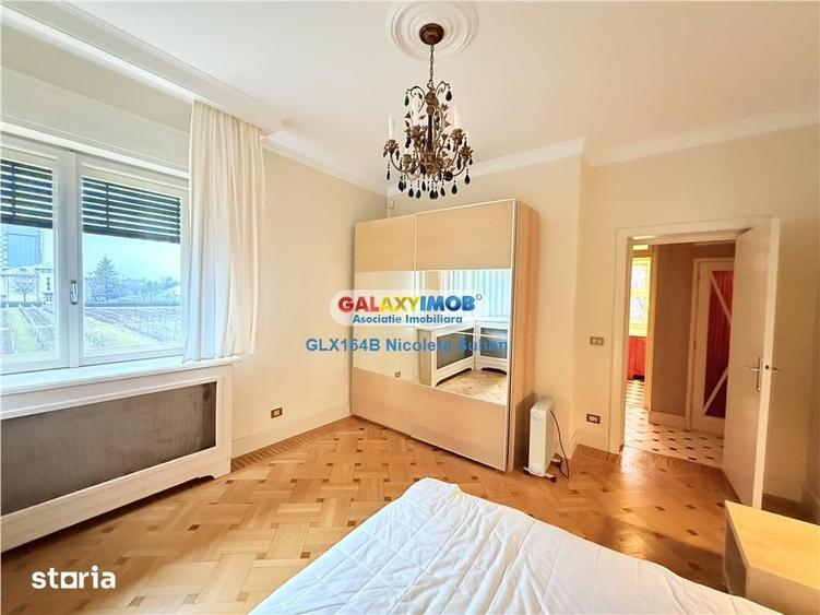 Apartament cu 4 camere în Aviatorilor
