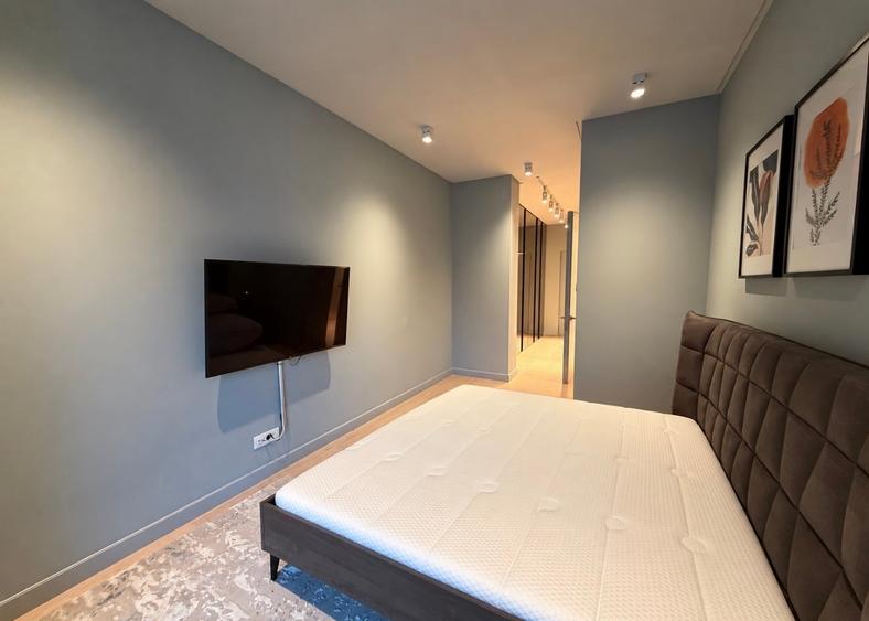 Apartament cu 3 camere decomandat în Floreasca
