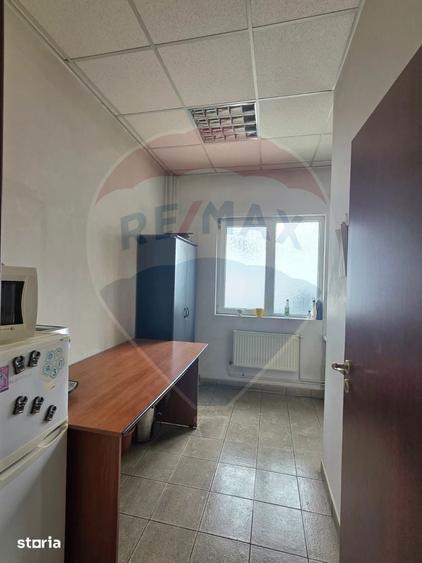 Spațiu comercial, de 120 mp, în Central