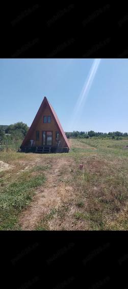 Casă cu Teren 3000 Mp în Central