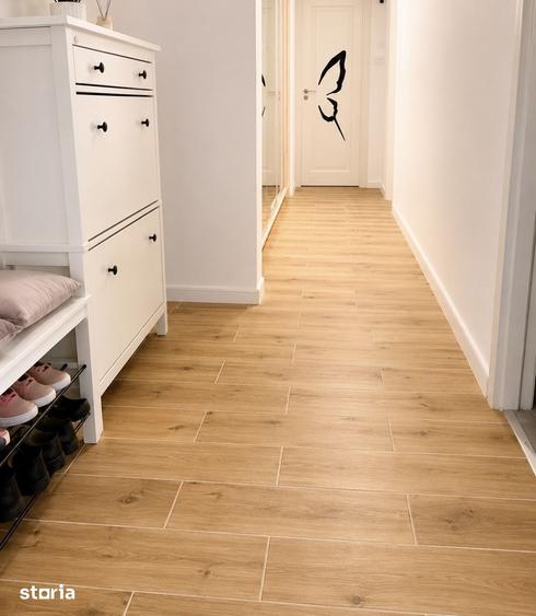 Apartament cu 3 camere decomandat în Băneasa