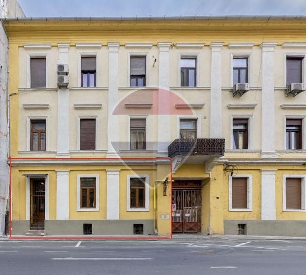 Spațiu comercial, de 76 mp, în Central