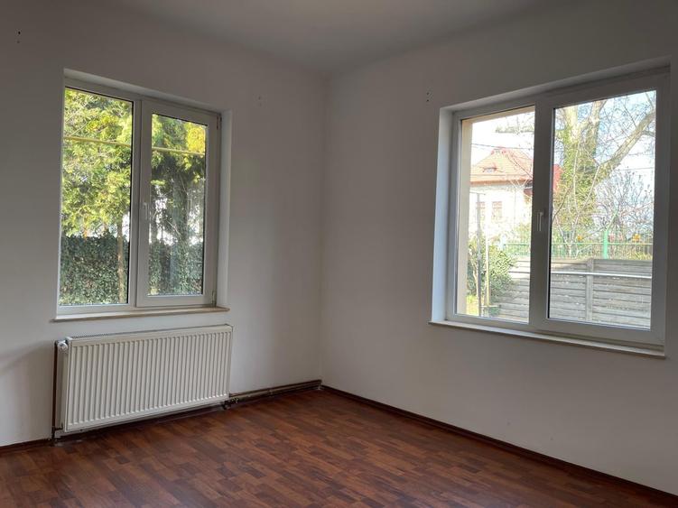 Casă individuală cu 4 camere cu Teren 575 Mp în Ultracentral