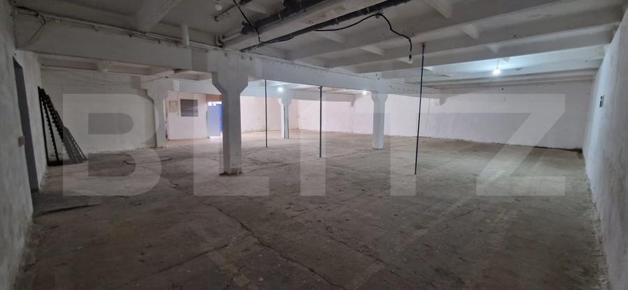 Spațiu comercial, de 350 mp, în Bariera Vâlcii
