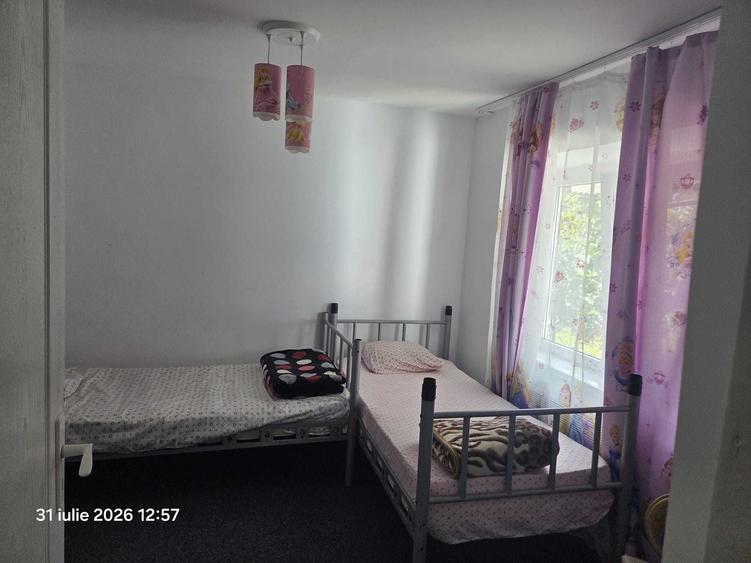 Casă cu 3 camere în Dunavățu de Jos