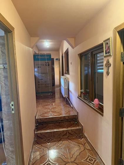 Casă cu 3 camere în Românești