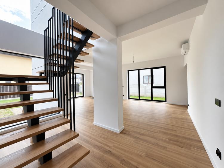 Casă individuală cu 5 camere cu Teren 423 Mp în Tunari
