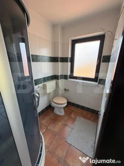 Casă cu 4 camere cu Teren 462 Mp în Ștefănești