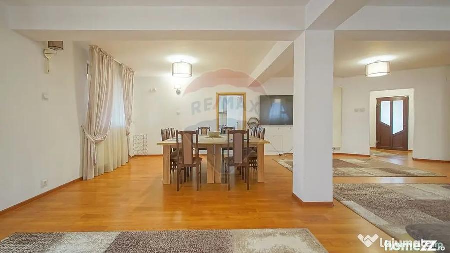 Casă cu 2 camere cu Teren 1167 Mp în Tractorul
