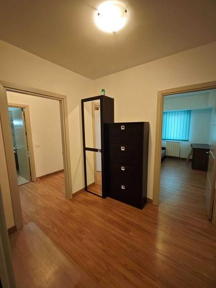 Apartament cu 3 camere decomandat în Tătărași