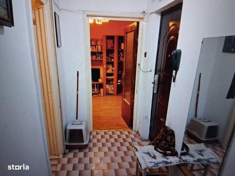 Apartament cu 2 camere semidecomandat în Pantelimon