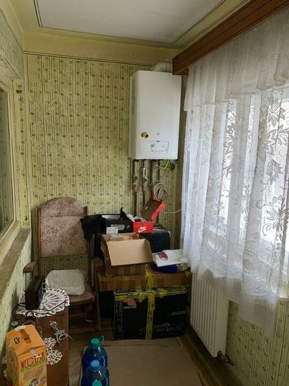 Casă individuală cu 3 camere cu Canalizare în Florilor