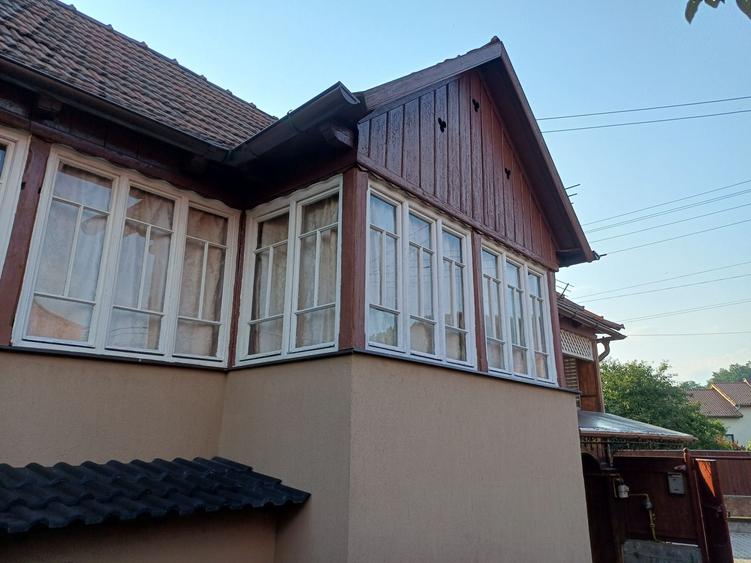 Casă cu 3 camere în Central