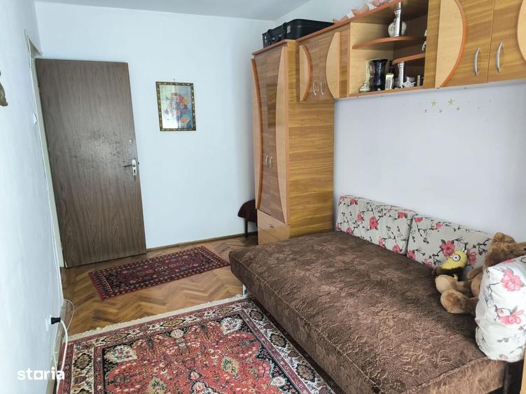 Apartament cu 3 camere decomandat în Nord