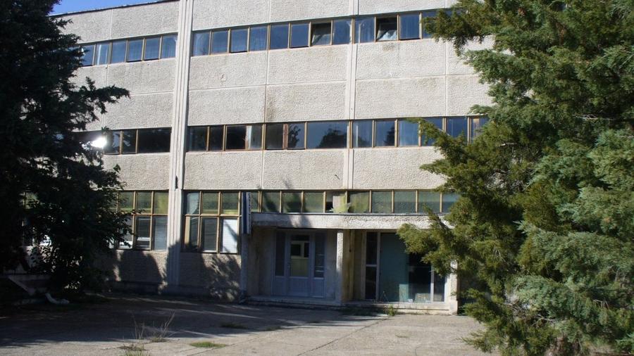 Spațiu industrial, de 40,000 mp, în Exterior Nord
