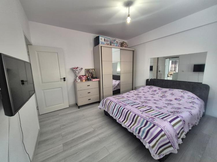 Apartament cu 2 camere semidecomandat în Valea Lupului