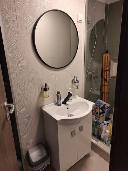 Apartament cu 3 camere decomandat, mobilat în Militari