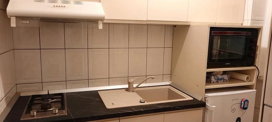 Garsonieră semidecomandată în Titan