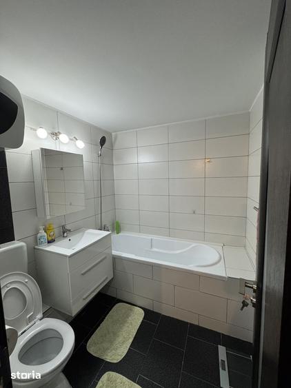 Apartament cu 3 camere decomandat în Pantelimon