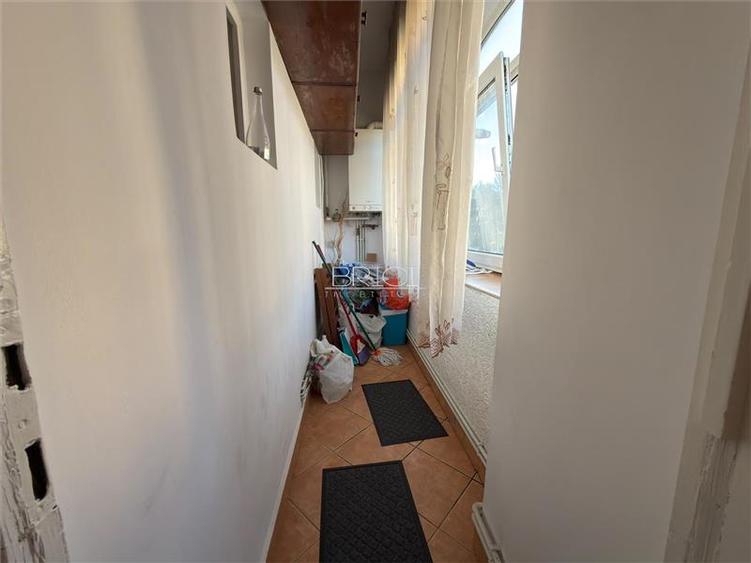 Apartament cu 2 camere decomandat, mobilat în Centrul Civic