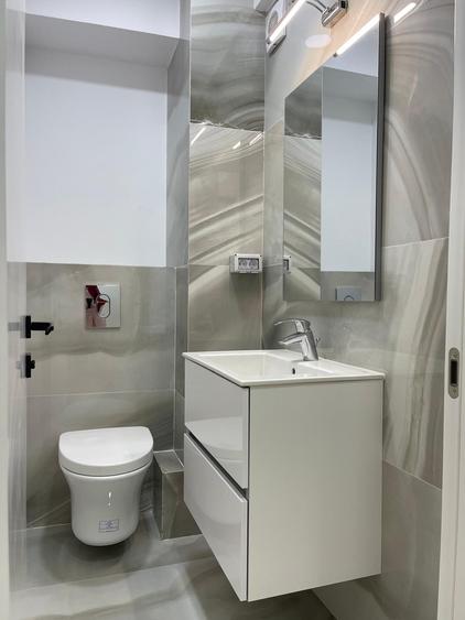Apartament cu 3 camere semidecomandat, mobilat în Dorobanți