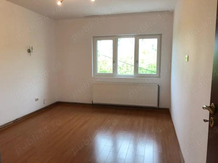 Casă cu 3 camere în Colentina