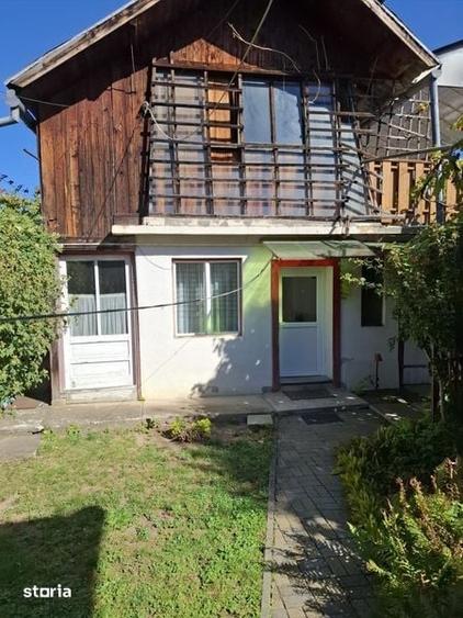 Casă cu 3 camere cu Teren 174 Mp în Central