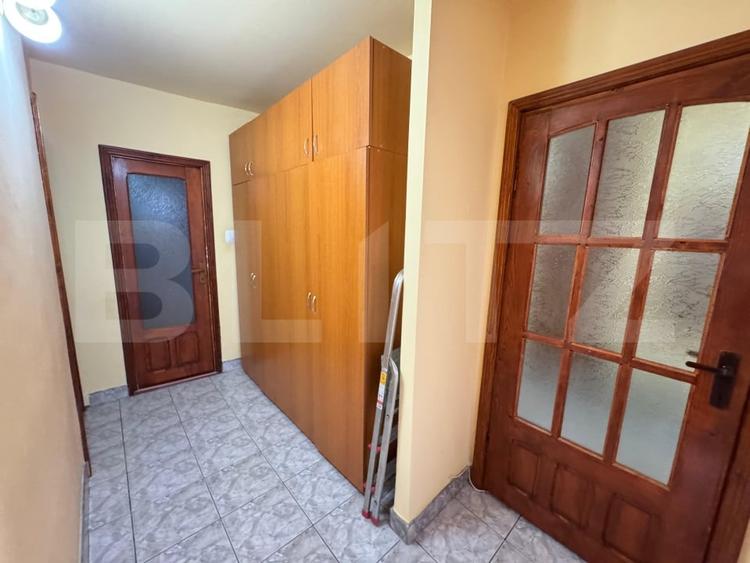 Apartament de inchiriat, 3 camere, 78 mp, decomandat, George Enescu - 10