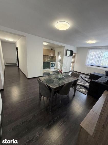 Apartament cu 3 camere, mobilat în Central