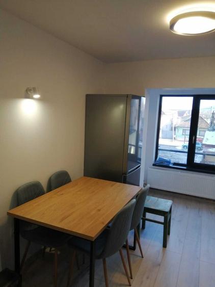 Apartament cu 2 camere decomandat în Hărmanului