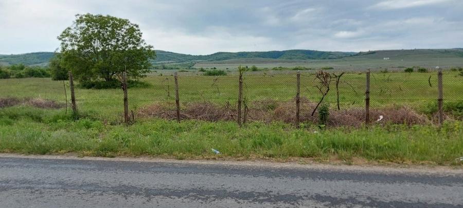 Teren de 11780 mp, în Merei