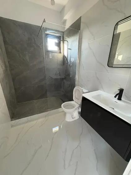Casă cu 3 camere cu Canalizare în Afumați