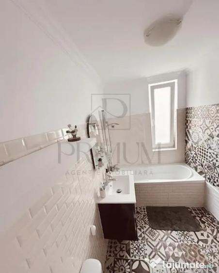 Apartament cu 3 camere decomandat în Dumbrăvița